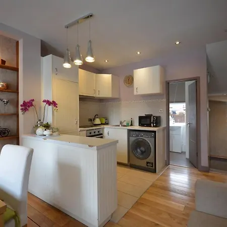 Cheerful 2 Bed Home With Terrace In Central Camden Londres Exterior foto