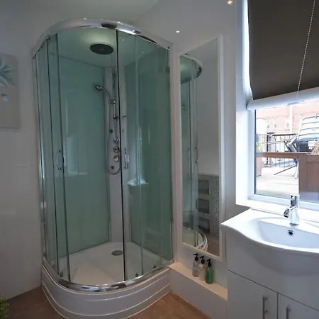 Cheerful 2 Bed Home With Terrace In Central Camden Londres Exterior foto