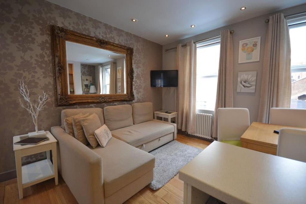 Apartamento Cheerful 2 Bed With Terrace In Camden